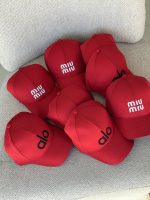 🎀کلاه قرمز پینترستی🎀